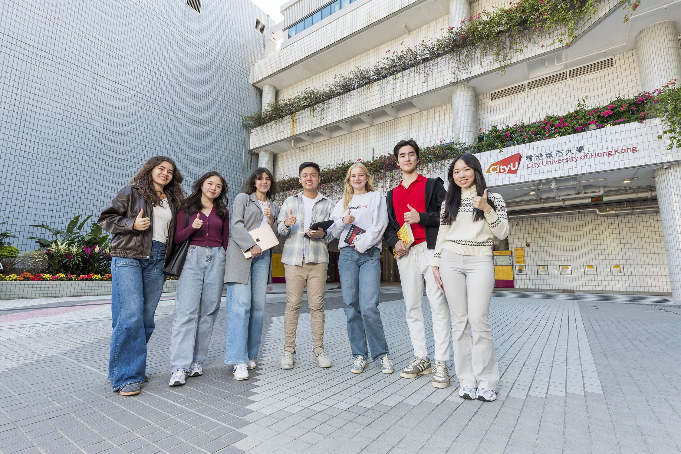 图1_港城大的工商管理硕士课程在“QS 2026国际贸易学科排名”首次跃升为香港第一.jpg